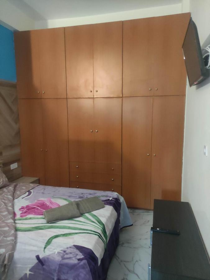 Gcm 2 Rooms Kentro Katerini Bagian luar foto